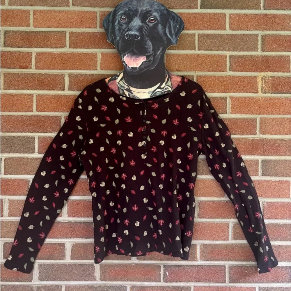 Fall-Themed Black and Red Patterned thermal